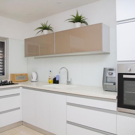 Apartments4You Etsel Bat Yam Buitenkant foto