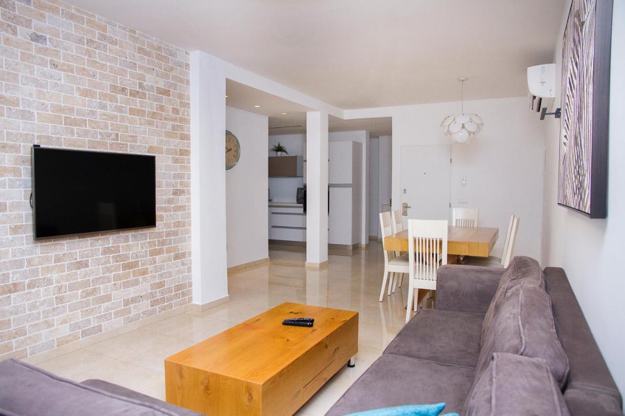 Apartments4You Etsel Bat Yam Buitenkant foto